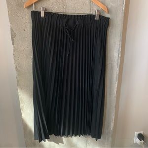 Athleta Pleated Skirt